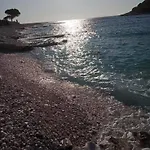 Charming House With Sea View In Potirna, Garden Vela Luka